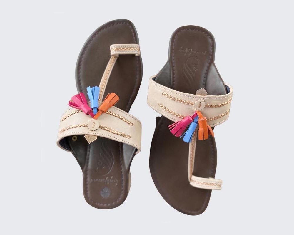 Gonda-Kolhapuri--beige