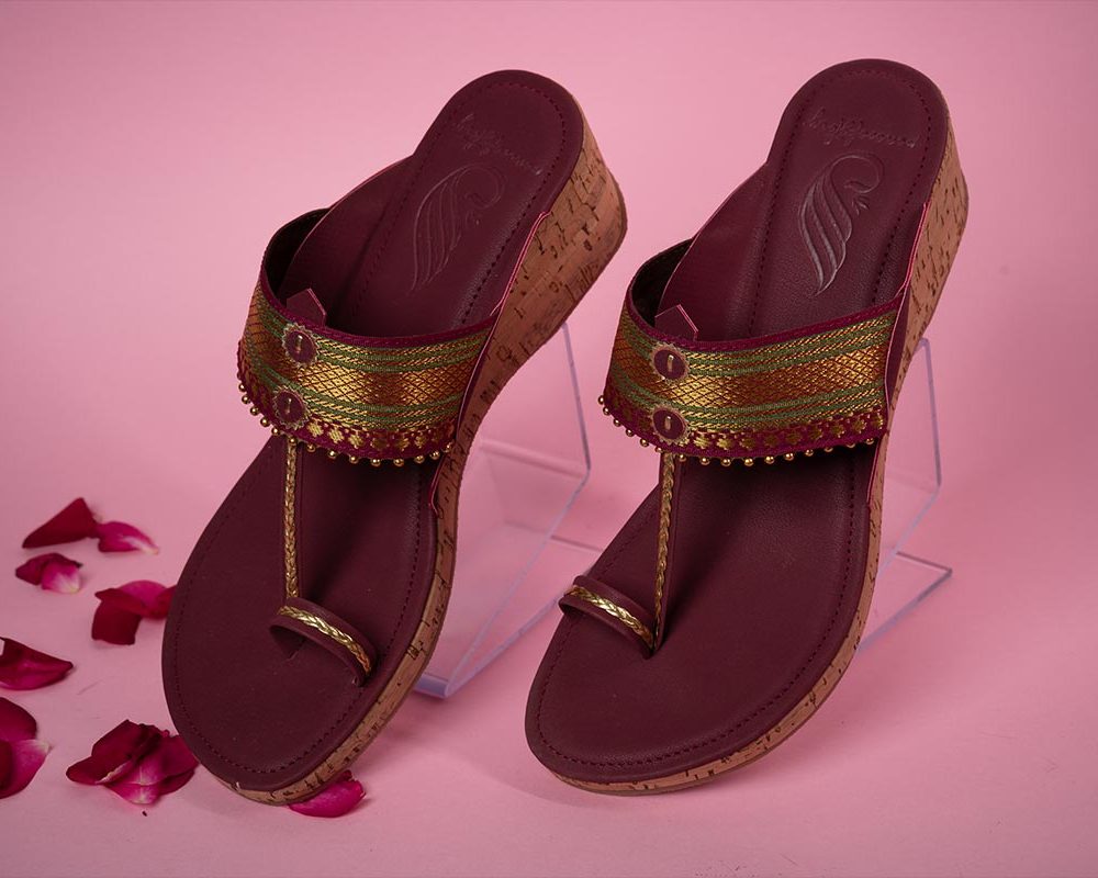 zari-kinar-khadav-red